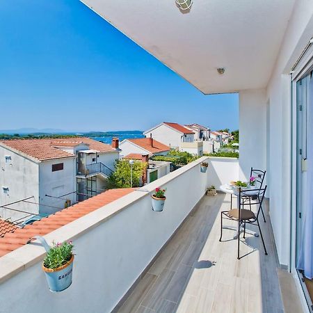 חוואר Hvar Apartments 8 Min To The Beach מראה חיצוני תמונה