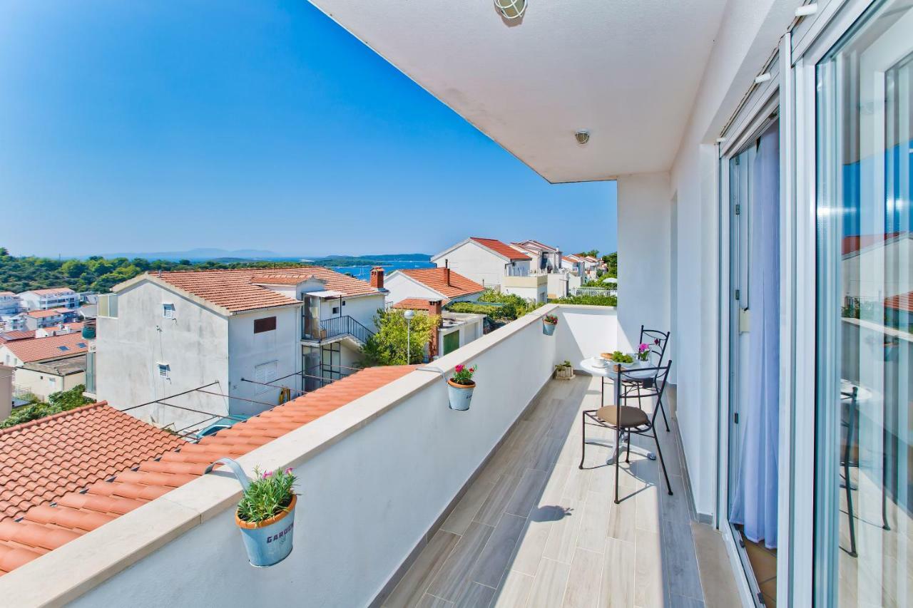 חוואר Hvar Apartments 8 Min To The Beach מראה חיצוני תמונה